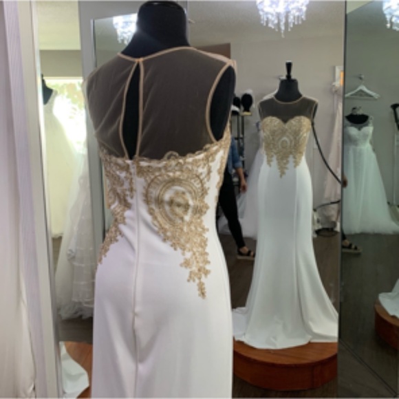 BabyOnline D.R.E.S.S, Ivory and gold mermaid gown - NWT - Size 8 - Picture 4 of 13